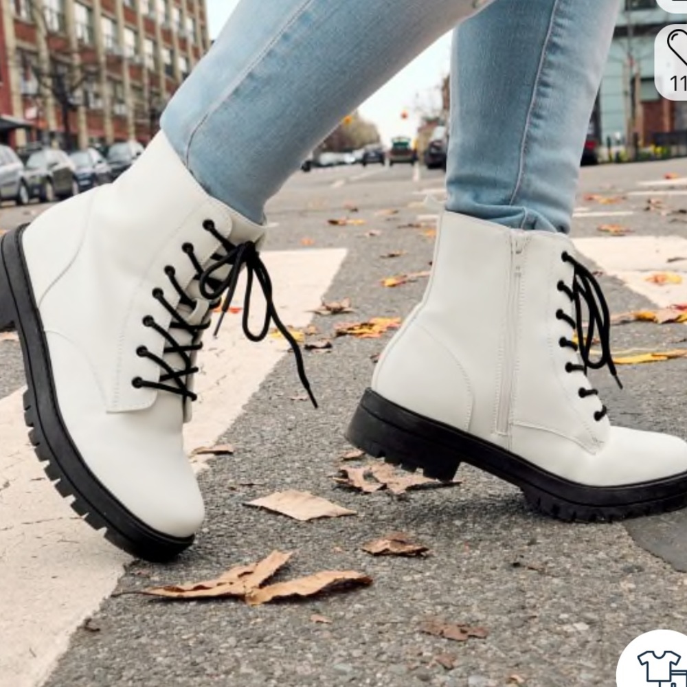 lace up boots